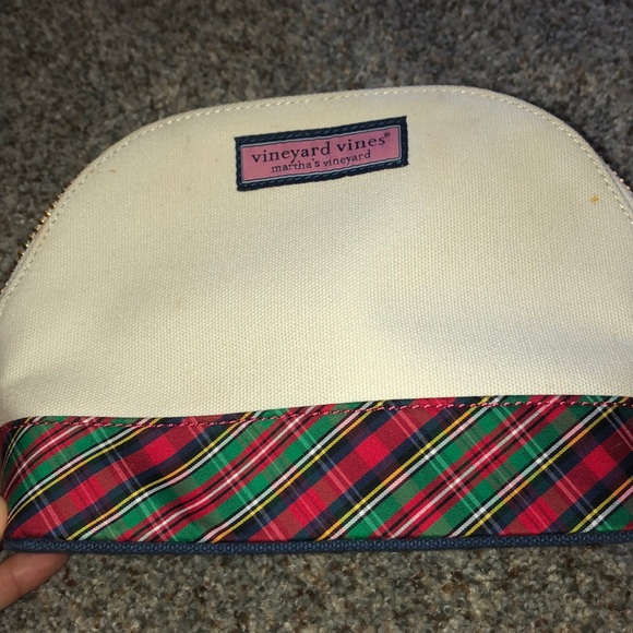 Vineyard Vines Handbags - Vineyard vines small tote